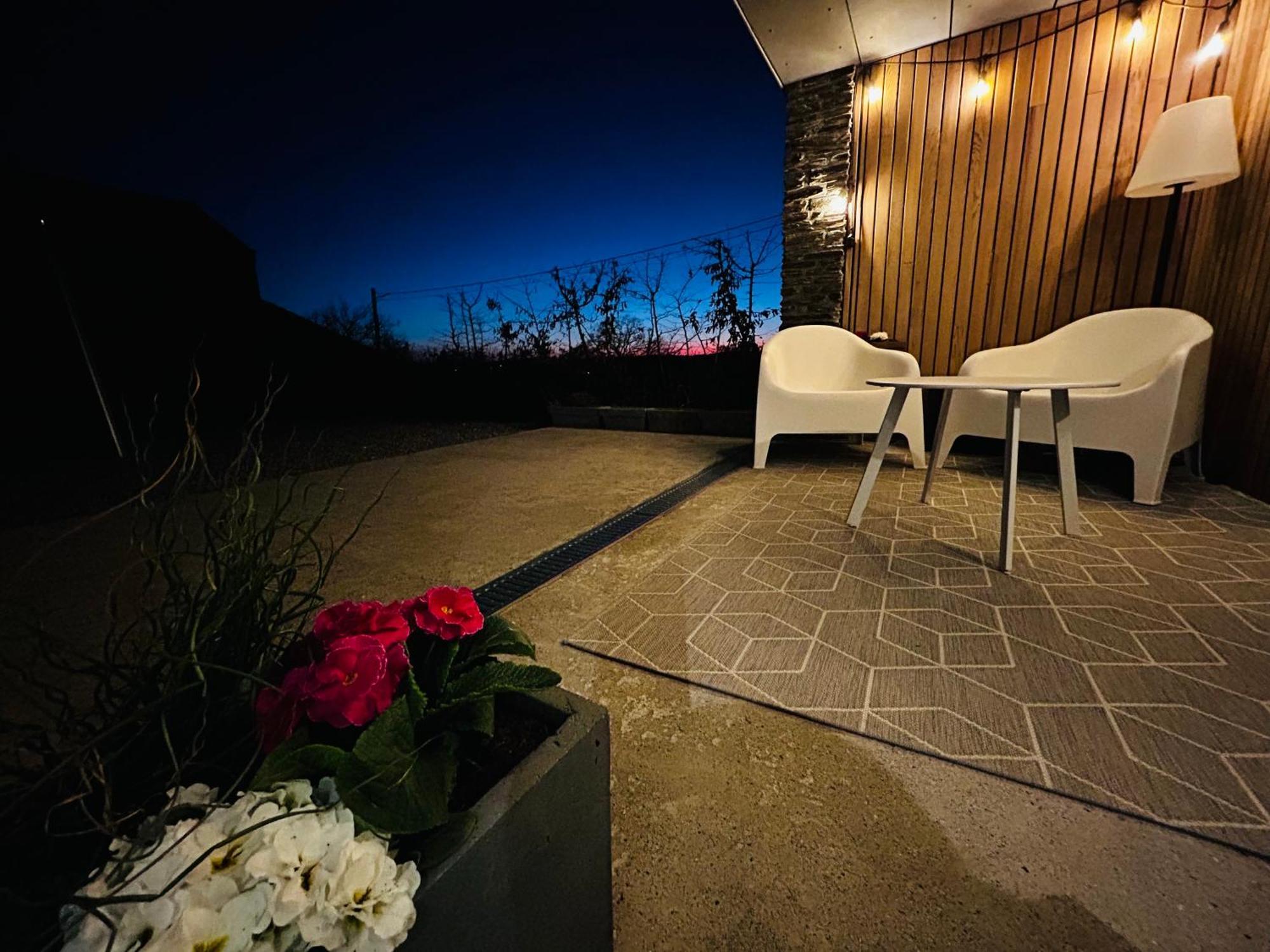 La Planque Du Raton Laveur Aparthotel Lierneux Exterior foto